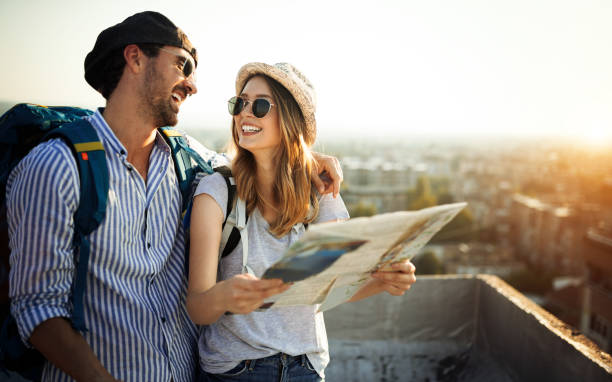 6 tips to enjoy long holidays and travel with your love